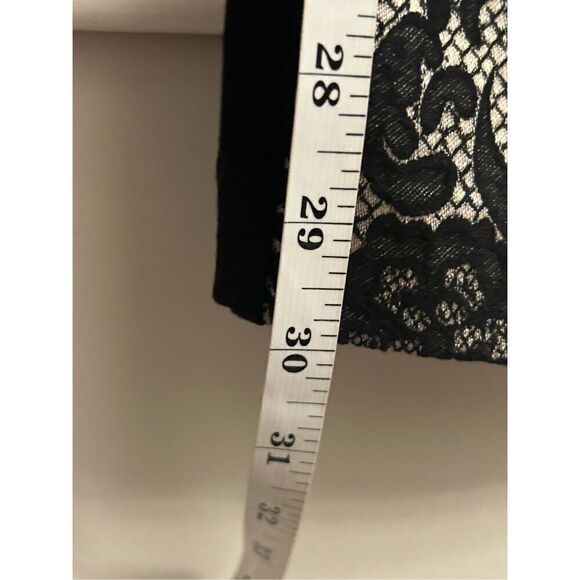 EUC Chico's So Slimming Lace Pattern size 3 (large / 16) - Picture 9 of 10